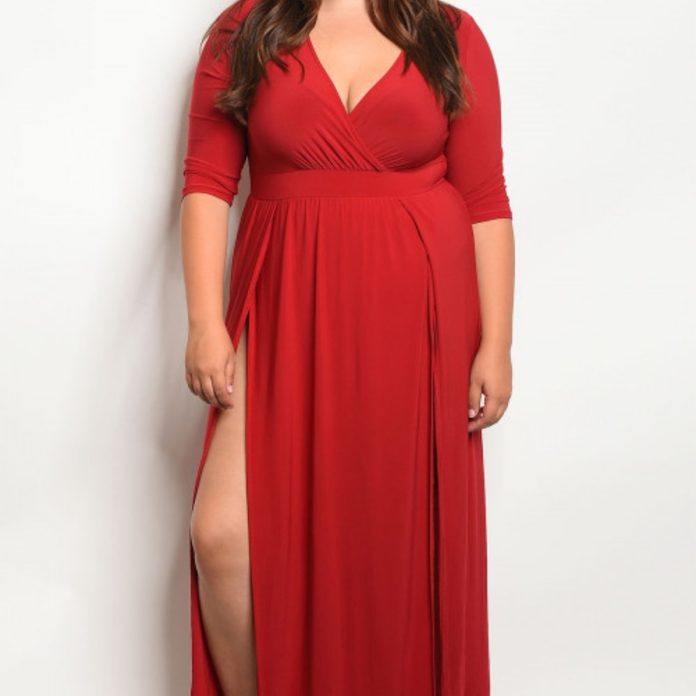 😍 HOST PICK 🥰 Ruby Red Maxi Dress LAST DAY